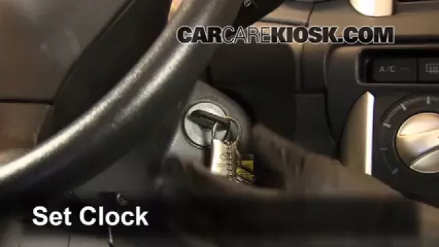 2004 Scion xA 1.5L 4 Cyl. Horloge Régler l'horloge